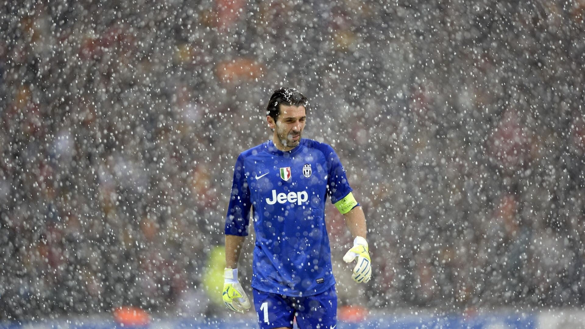 波尔曼凭借精准传球与突破能力，帮助袋鼠队逐步走向胜利，波尔茨曼